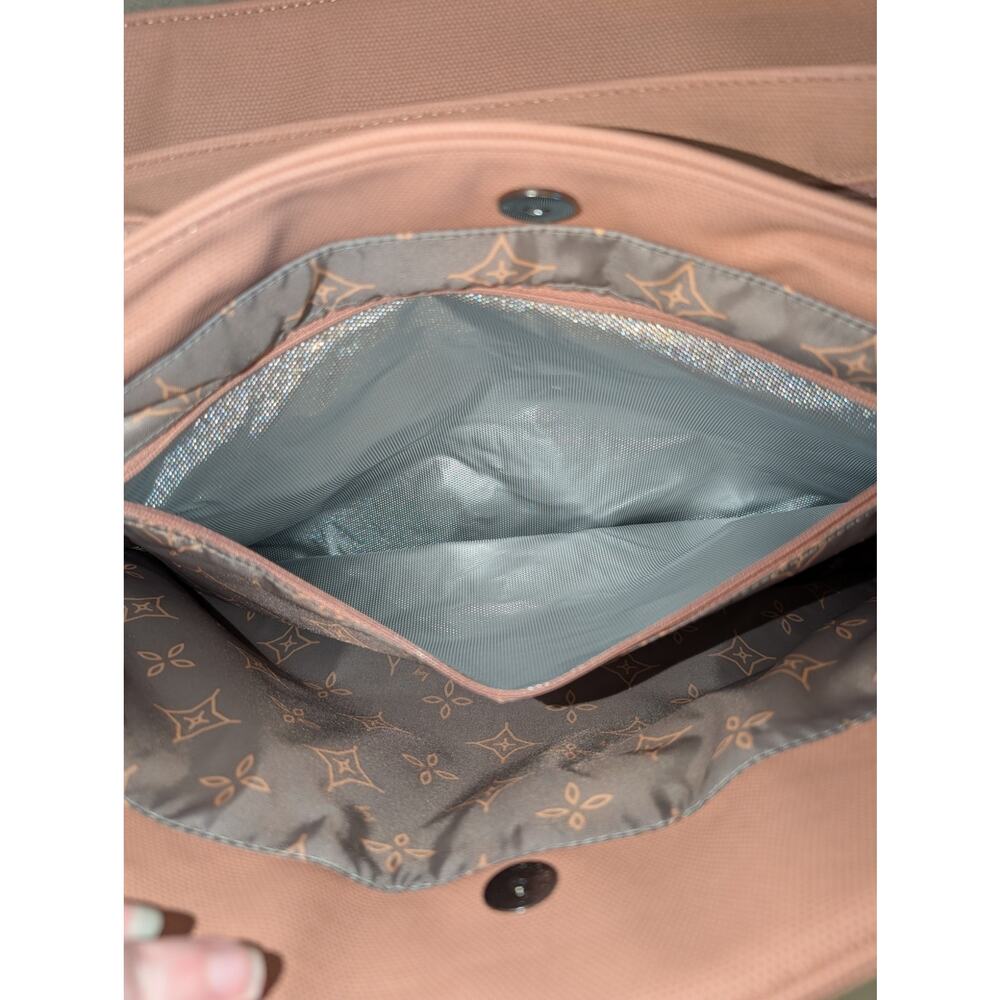 Lug Tempo Matte Lux Blush Pink organized travel bag - Picture 8 of 9